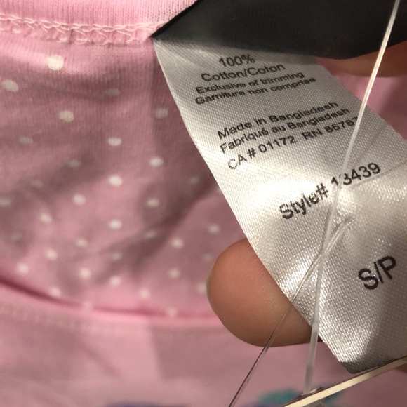 Women’s 100% Cotton T-Shirt( missing pants ) - Picture 3 of 4